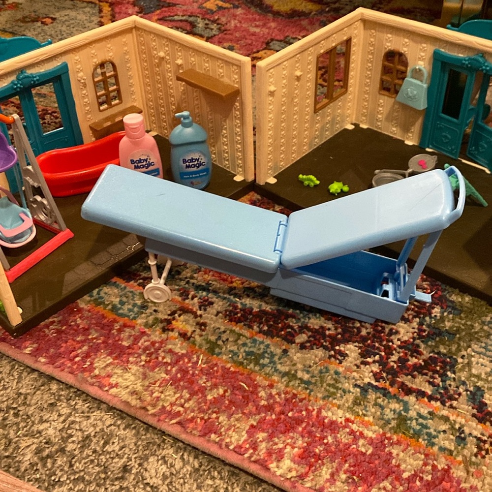 Li’l Woodzeez Health Clinic